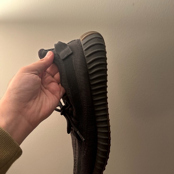 Yeezy 350 V2 Cinder - Picture 13 of 13